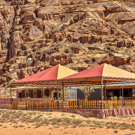 Wadi Rum Sunset Camp Exteriér fotografie
