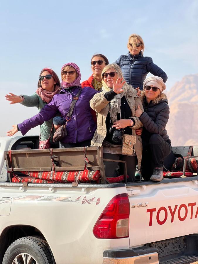 Wadi Rum Sunset Camp Exteriér fotografie